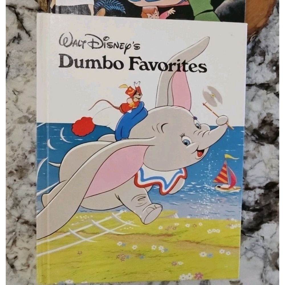Vintage SET‎ OF 5  Walt Disney Books - Hardcover, 1973 Danbury Press EXCELLENT!! - Picture 6 of 16